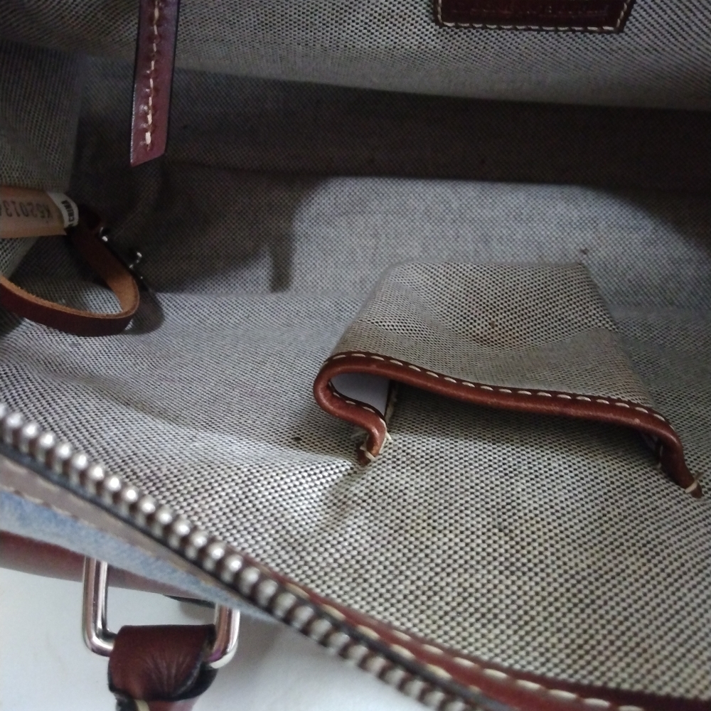 Dooney & Bourke Leather Vintage Satchel Purse - Picture 7 of 14